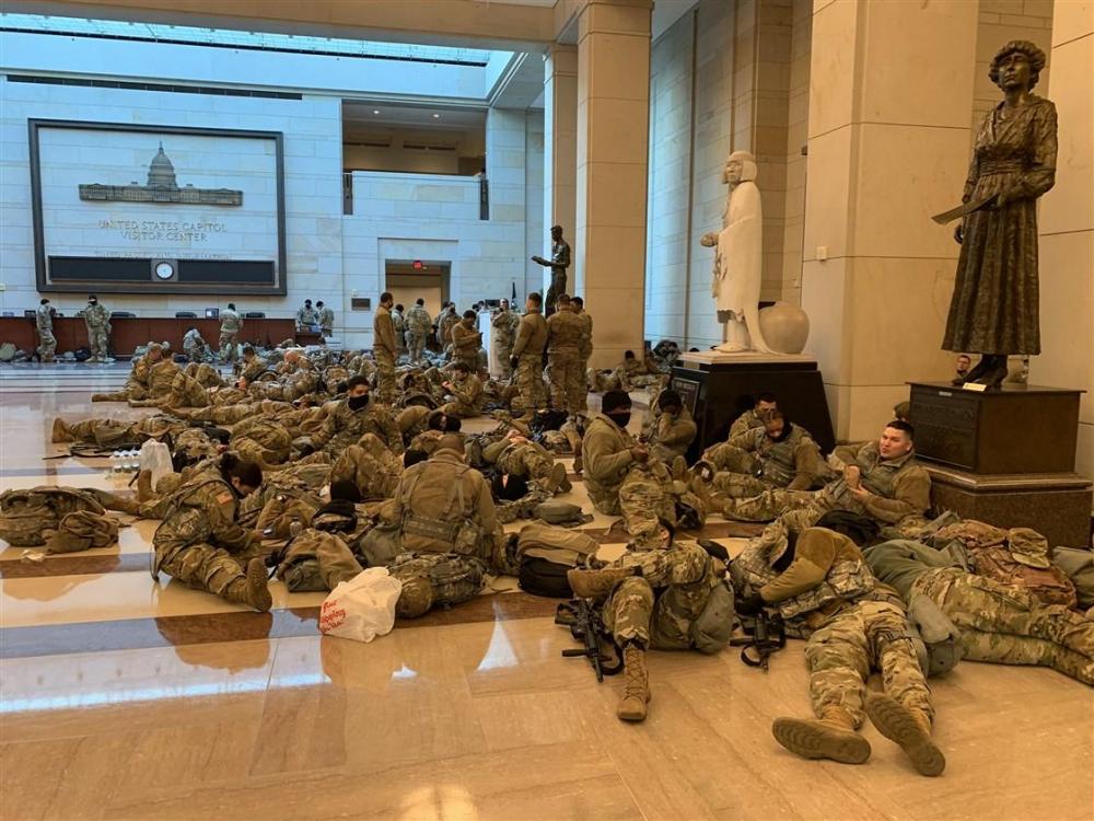 national-guard-troops-sleeping-in-us-capitol-nc-inline3-011321_e27e45f561f78294e49732c1b7ae2563.fit-1120w.jpg