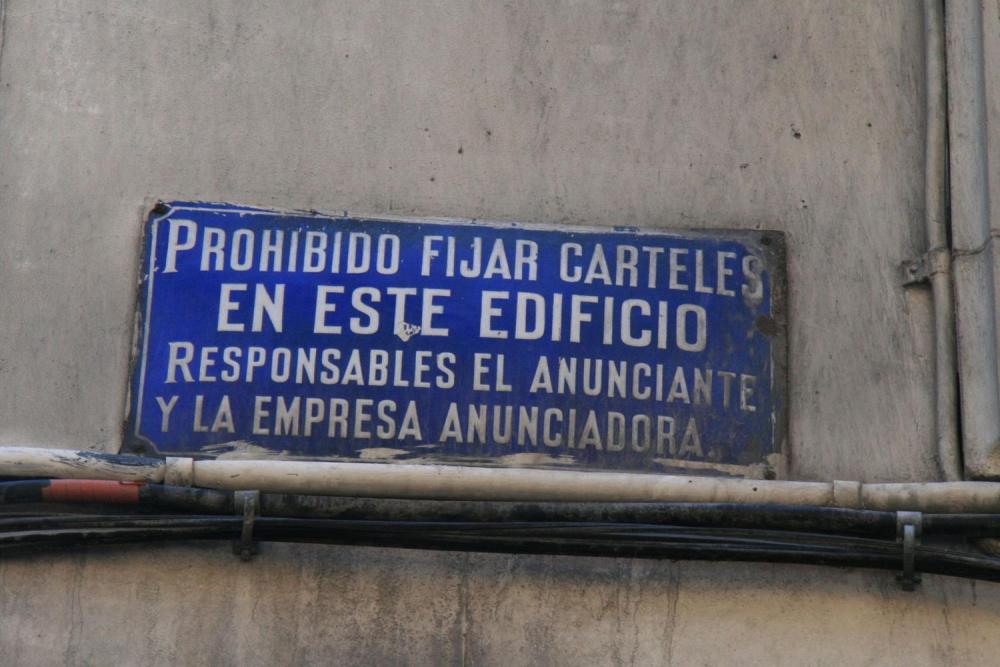 Prohibido_Fijar_Carteles_-_Autoviolación.JPG