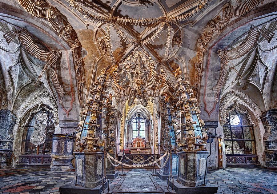 sedlec-ossuary-interior-photo-art-skull-bone-church-sedlec-ossuary-project.jpg