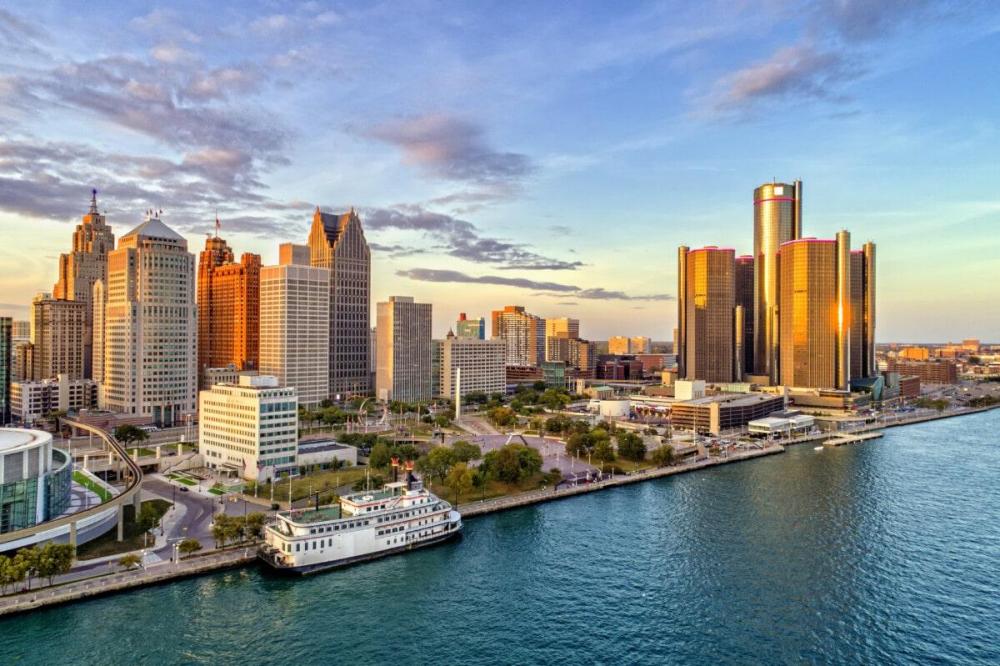detroit water.jpg