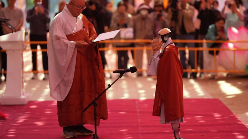 buddhistrobotap.jpg